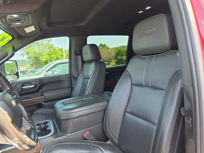 2022 Chevrolet Silverado 3500 HD Crew Cab Standard Box 4-Wheel Drive High Country