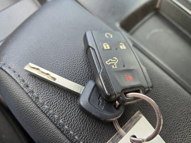 2020 Chevrolet Silverado 1500 Double Cab Standard Box 4-Wheel Drive Custom