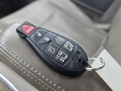 2012 Chrysler Town & Country 4dr Wgn Limited