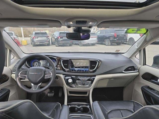 2023 Chrysler Pacifica Limited FWD