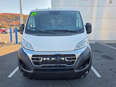 2025 RAM ProMaster Cargo Van Tradesman 2500 Low Roof 136" WB w/Pass Seat