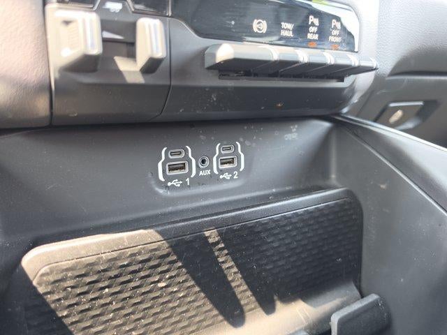 2019 RAM 2500 Big Horn 4x4 Crew Cab 6'4" Box