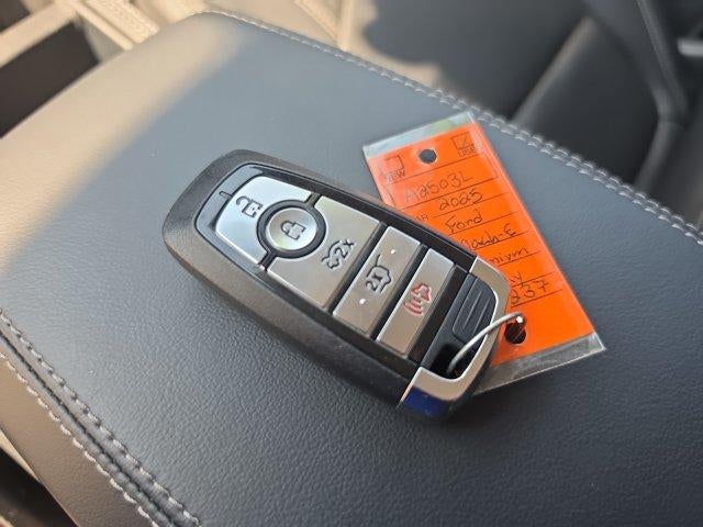 2025 Ford Mustang Mach-E Premium AWD