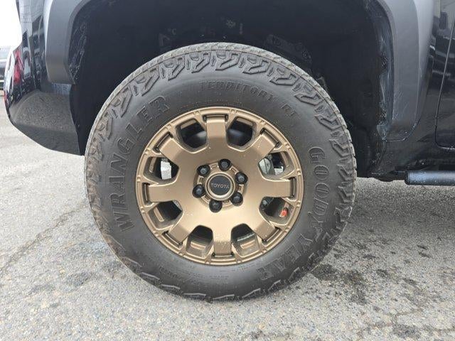 2025 Toyota Tacoma 4WD 4WD Trailhunter Hybrid Double Cab 5' Bed AT (Natl)