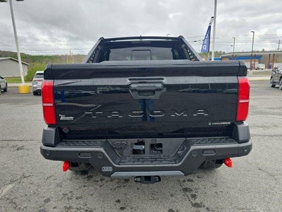 2025 Toyota Tacoma 4WD 4WD Trailhunter Hybrid Double Cab 5' Bed AT (Natl)