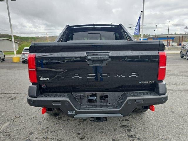 2025 Toyota Tacoma 4WD 4WD Trailhunter Hybrid Double Cab 5' Bed AT (Natl)