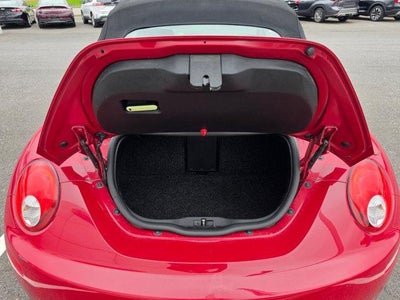 2009 Volkswagen New Beetle Convertible 2dr Auto S PZEV Convertible