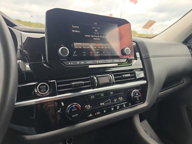 2024 Nissan Pathfinder SV 4WD