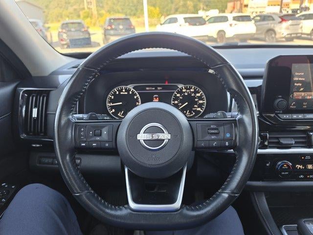 2022 Nissan Pathfinder SV 4WD