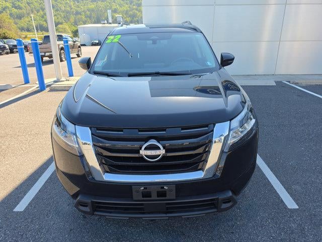 2022 Nissan Pathfinder SV 4WD