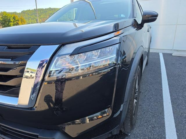 2022 Nissan Pathfinder SV 4WD