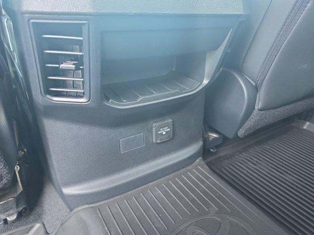 2023 Toyota Tundra 4WD 4WD SR5 CrewMax 5.5' Bed (SE)