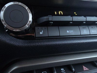 2023 Toyota Tundra 4WD 4WD SR5 CrewMax 5.5' Bed (SE)
