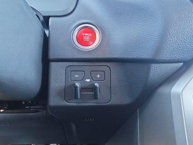 2023 Toyota Tundra 4WD 4WD SR5 CrewMax 5.5' Bed (SE)