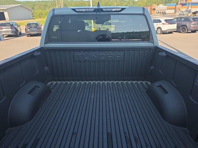 2023 Toyota Tundra 4WD 4WD SR5 CrewMax 5.5' Bed (SE)