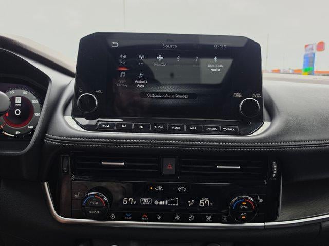 2022 Nissan Rogue AWD Platinum