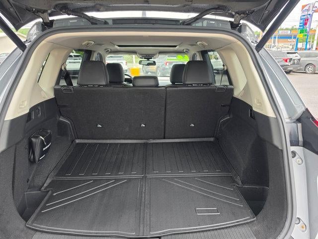 2022 Nissan Rogue AWD Platinum