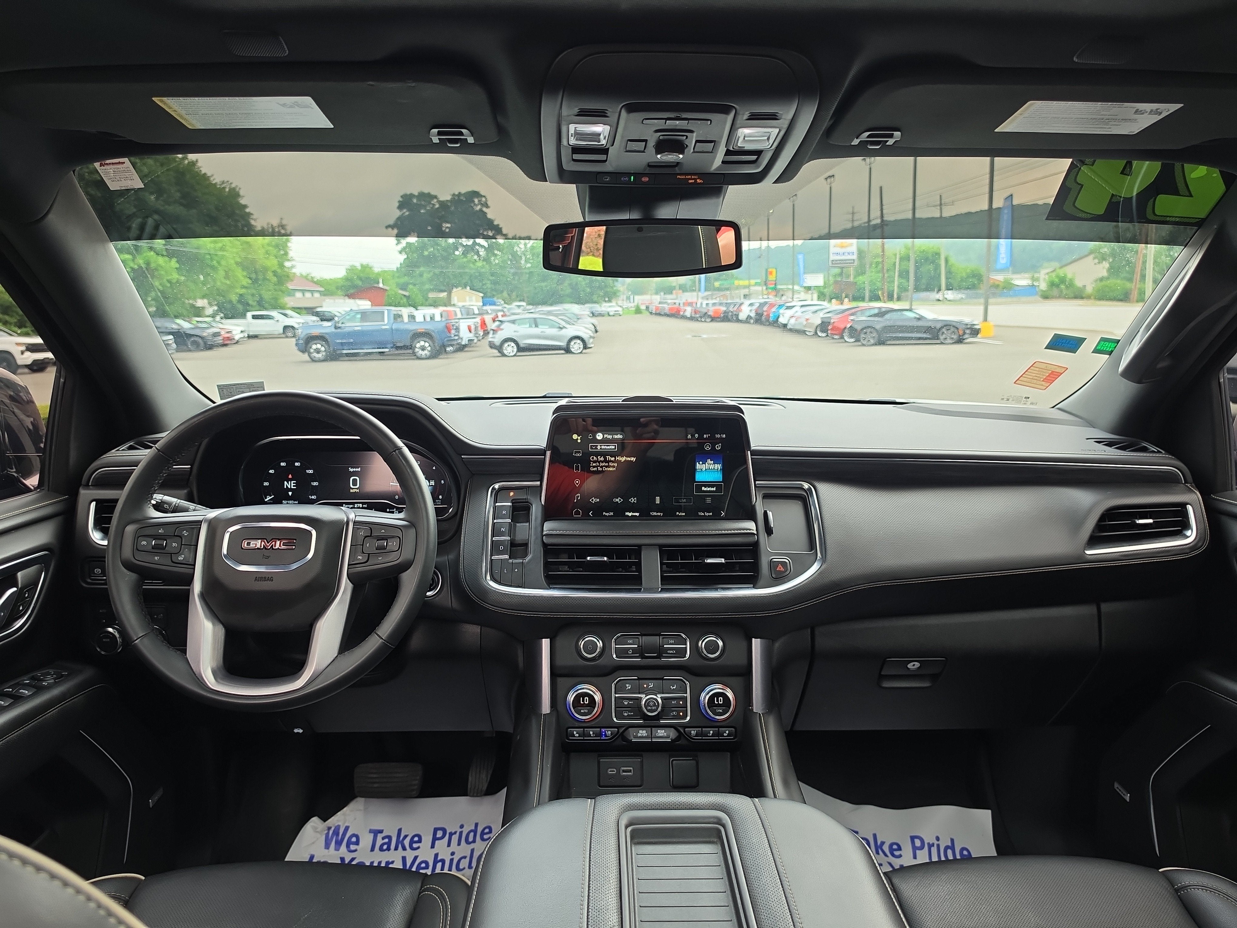 2024 GMC Yukon XL SLT