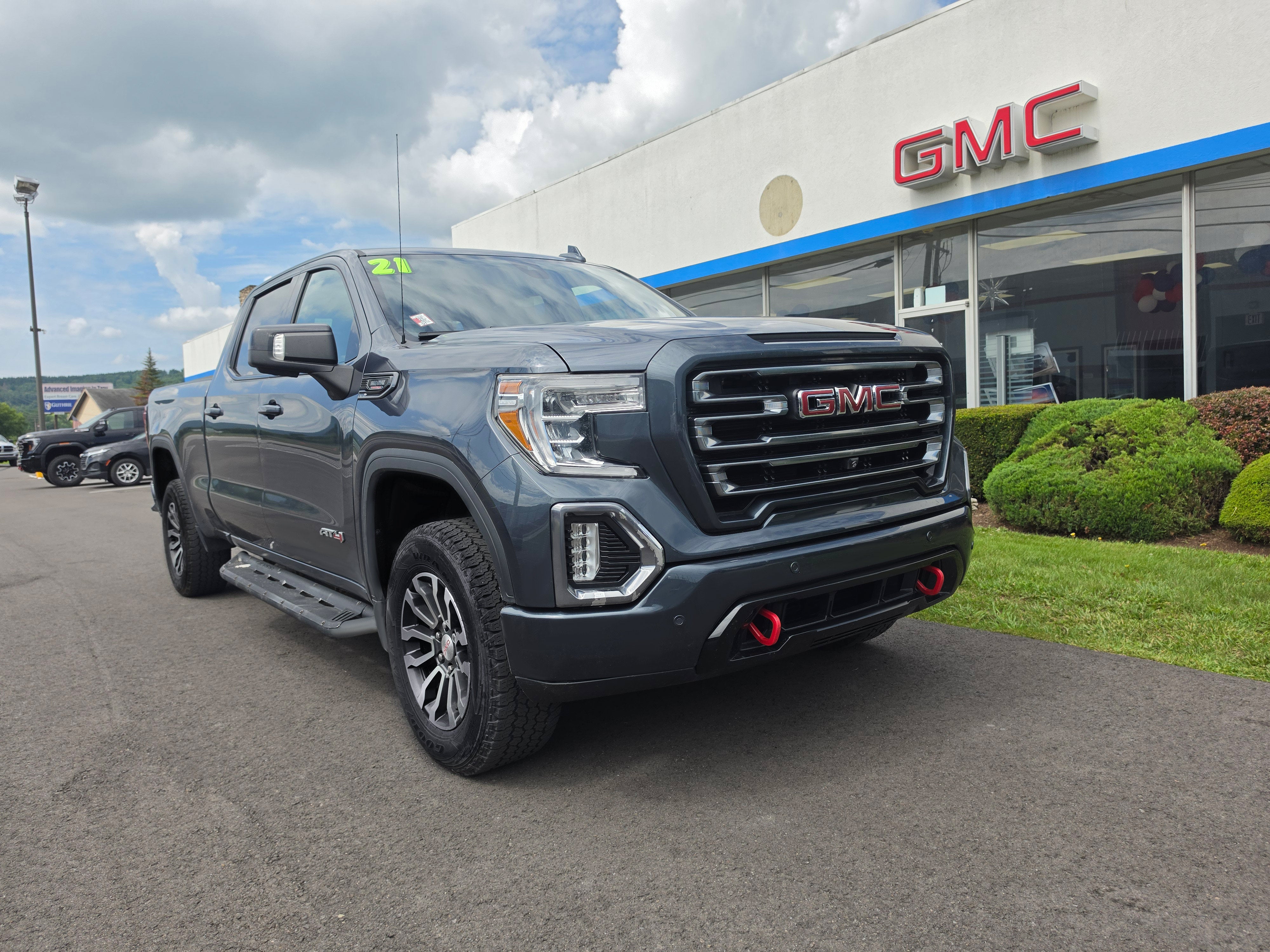 2021 GMC Sierra 1500 AT4