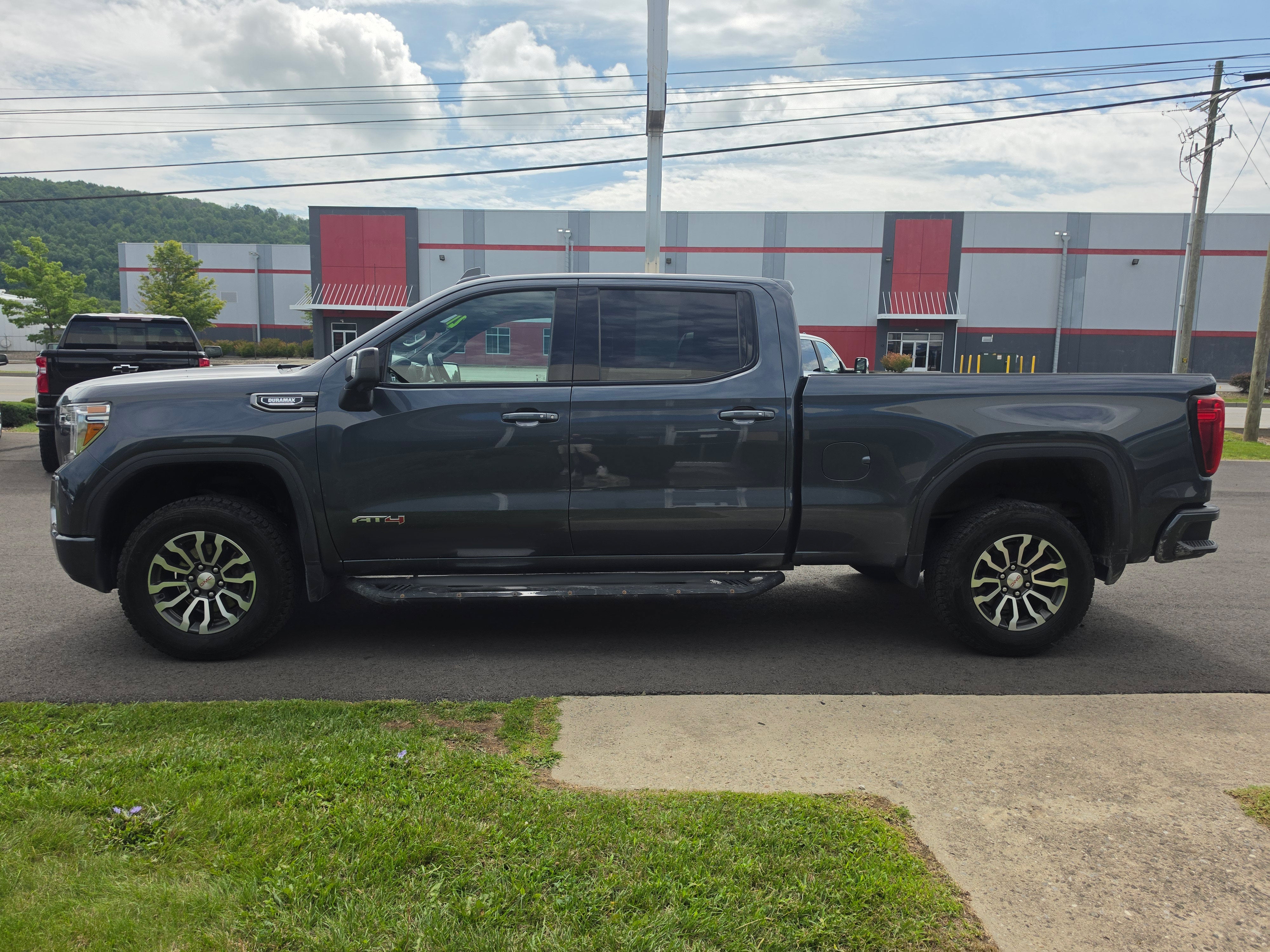 2021 GMC Sierra 1500 AT4