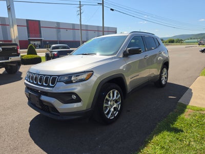 2023 Jeep Compass Latitude Lux