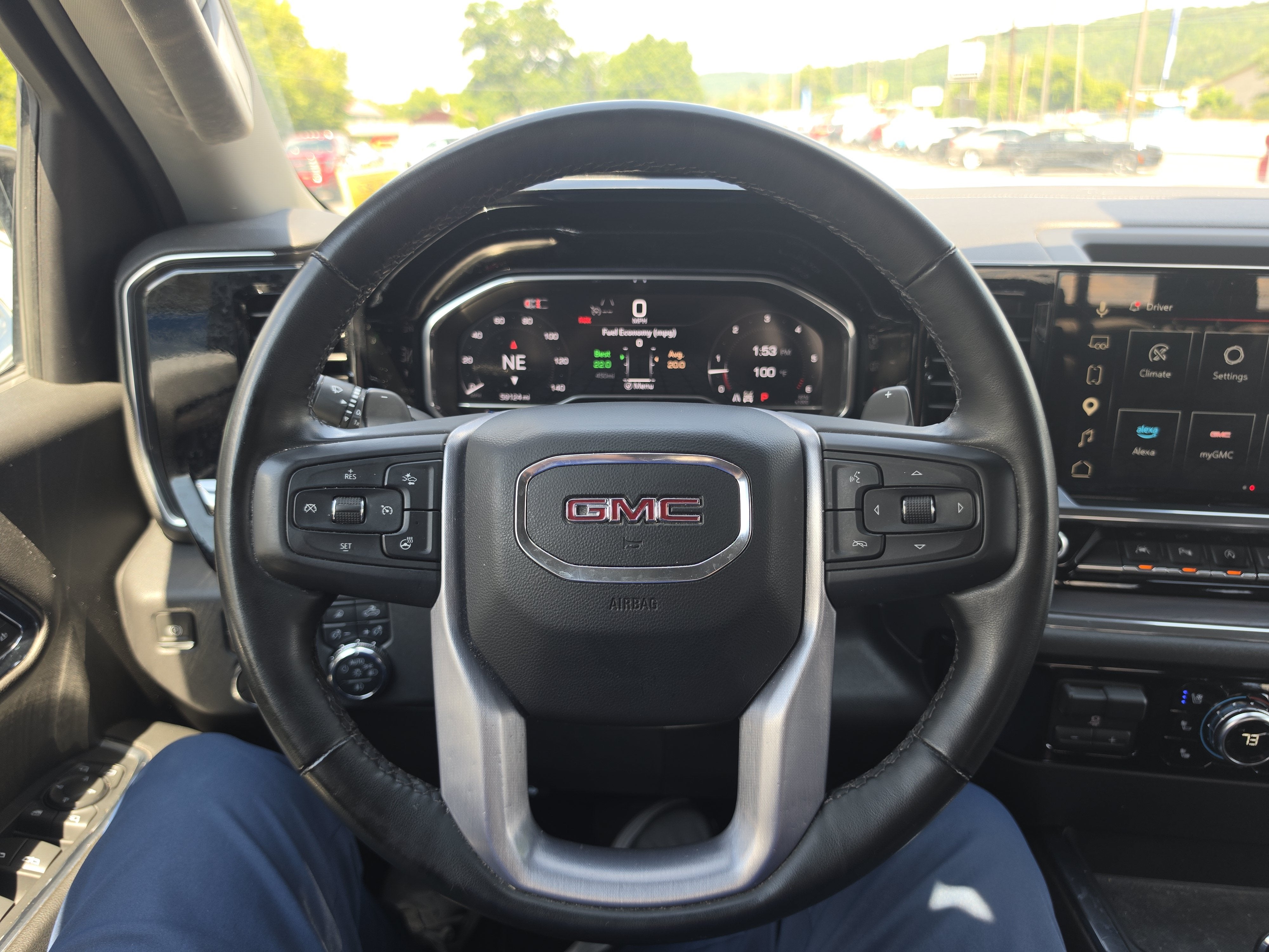 2024 GMC Sierra 1500 SLT