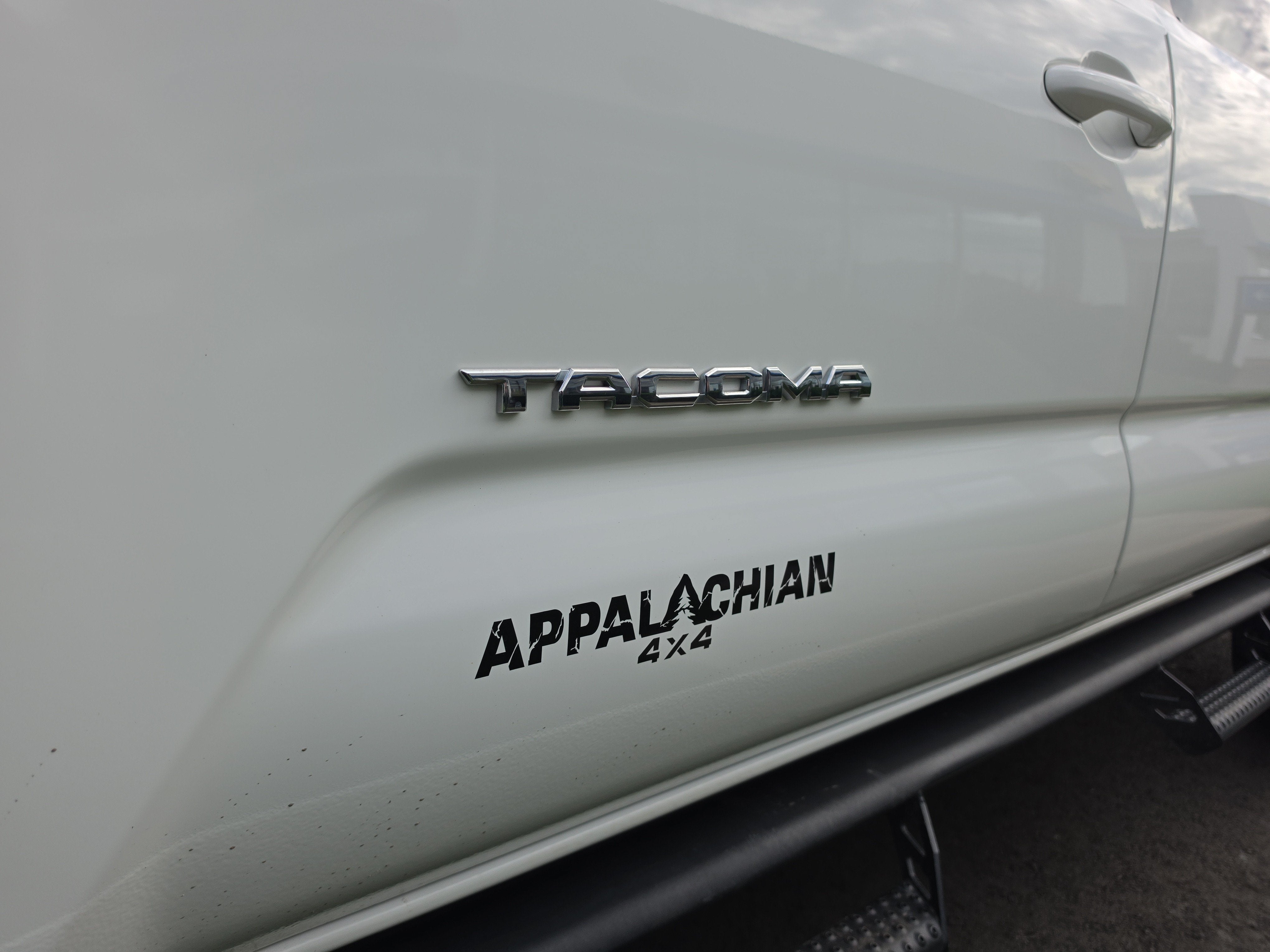 2022 Toyota Tacoma 4WD SR