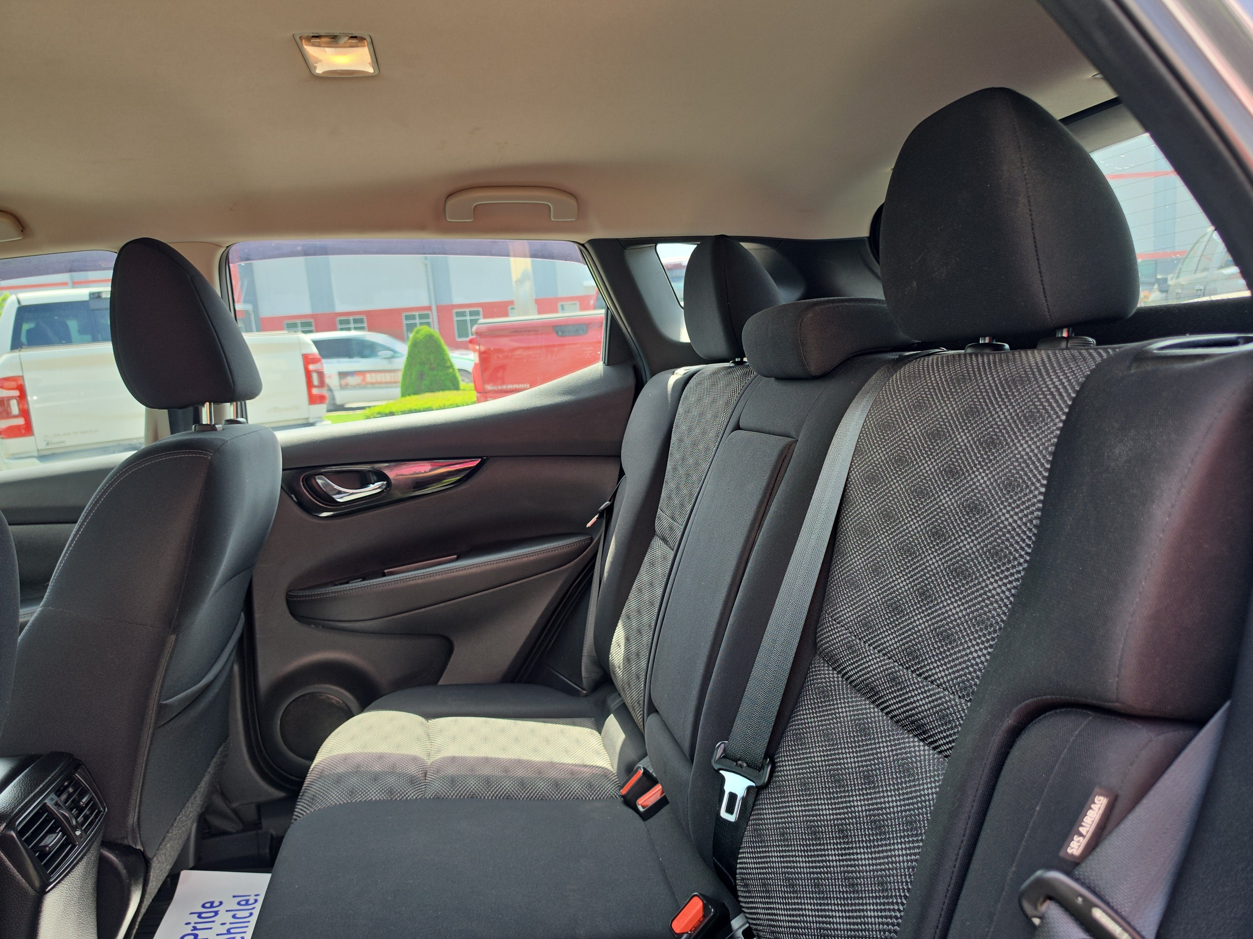2022 Nissan Rogue Sport SV