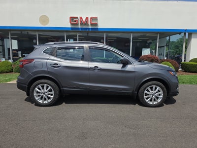 2022 Nissan Rogue Sport SV