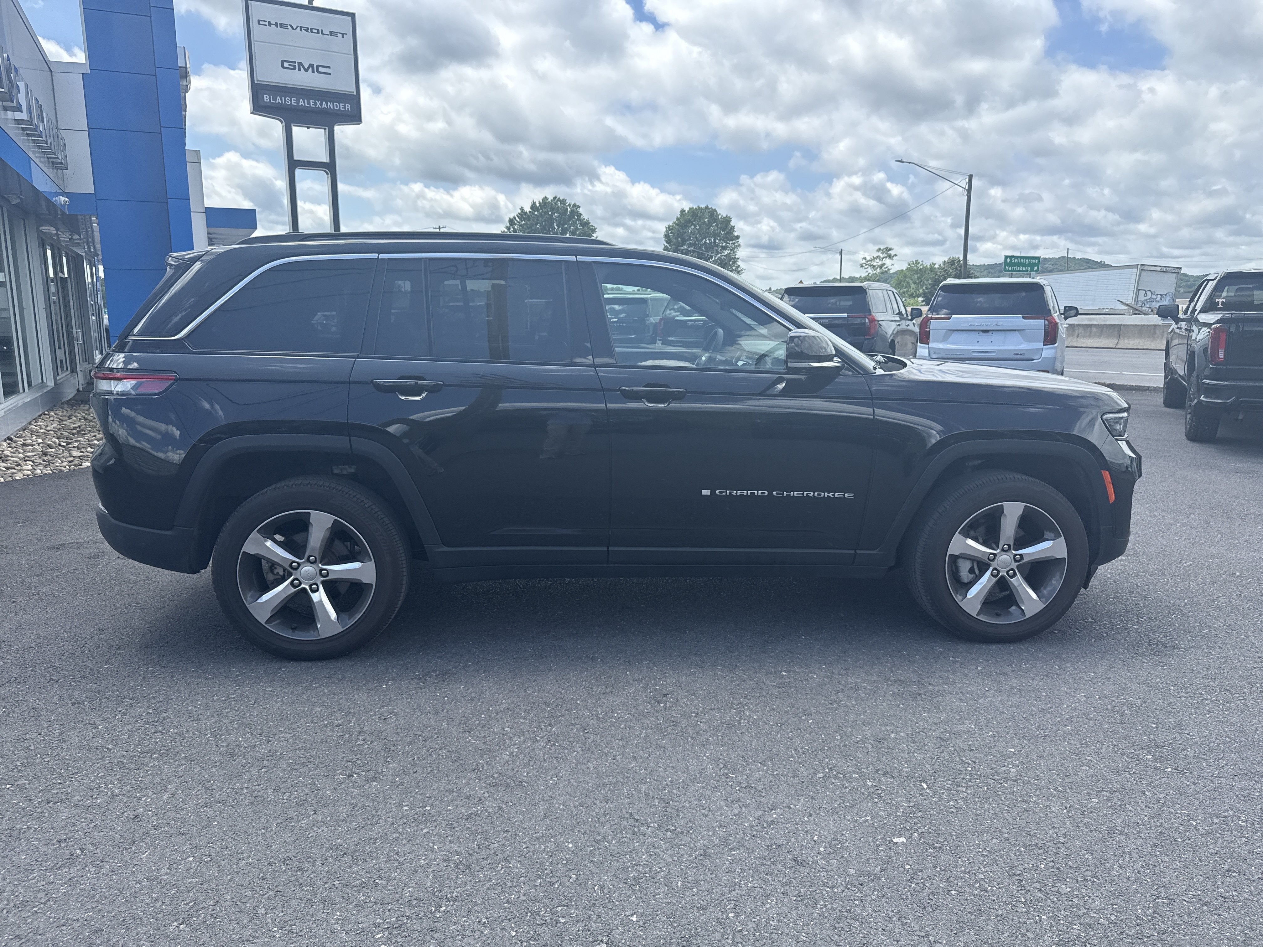 2025 Jeep Grand Cherokee Limited