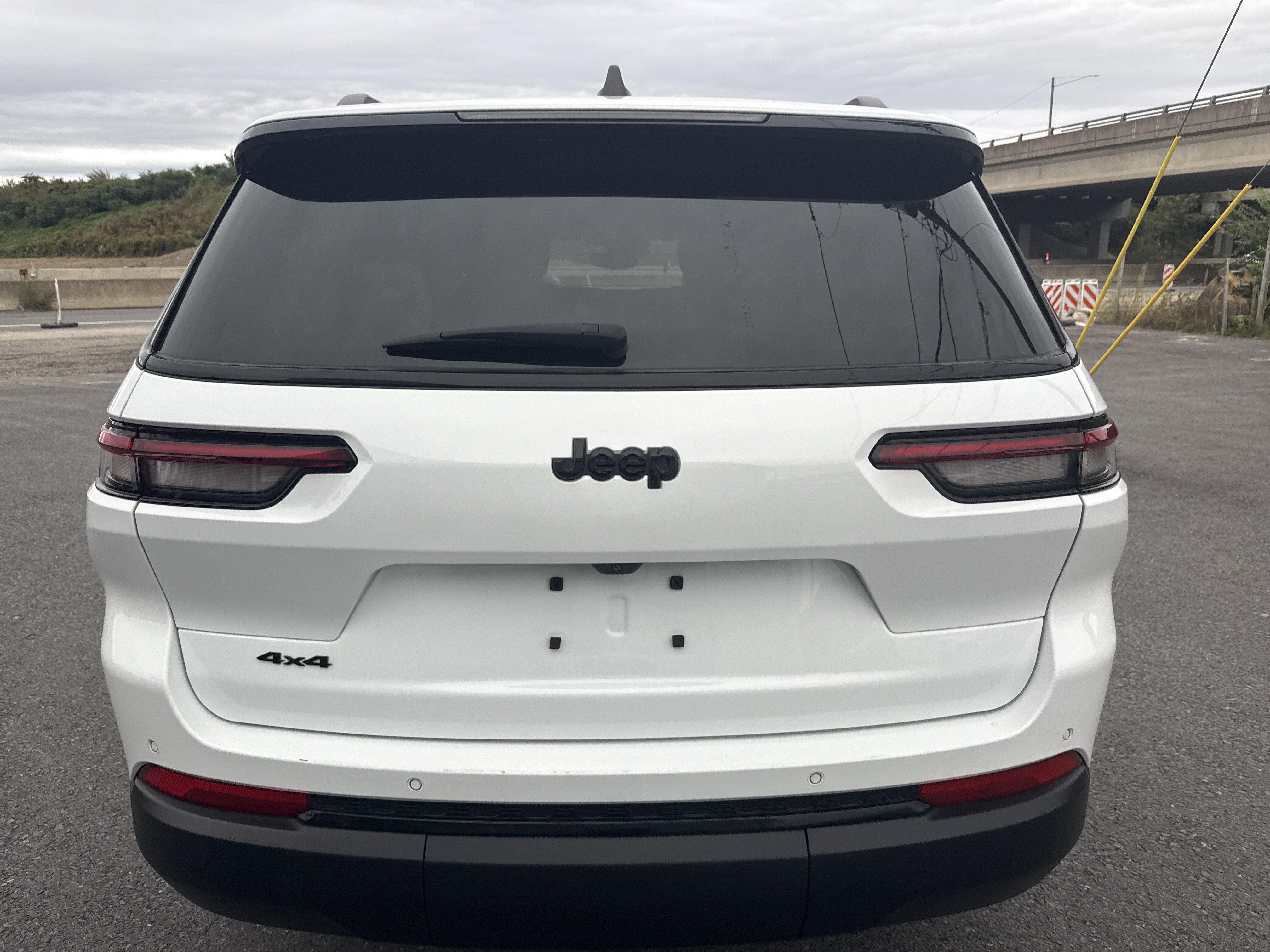 2023 Jeep Grand Cherokee L Altitude