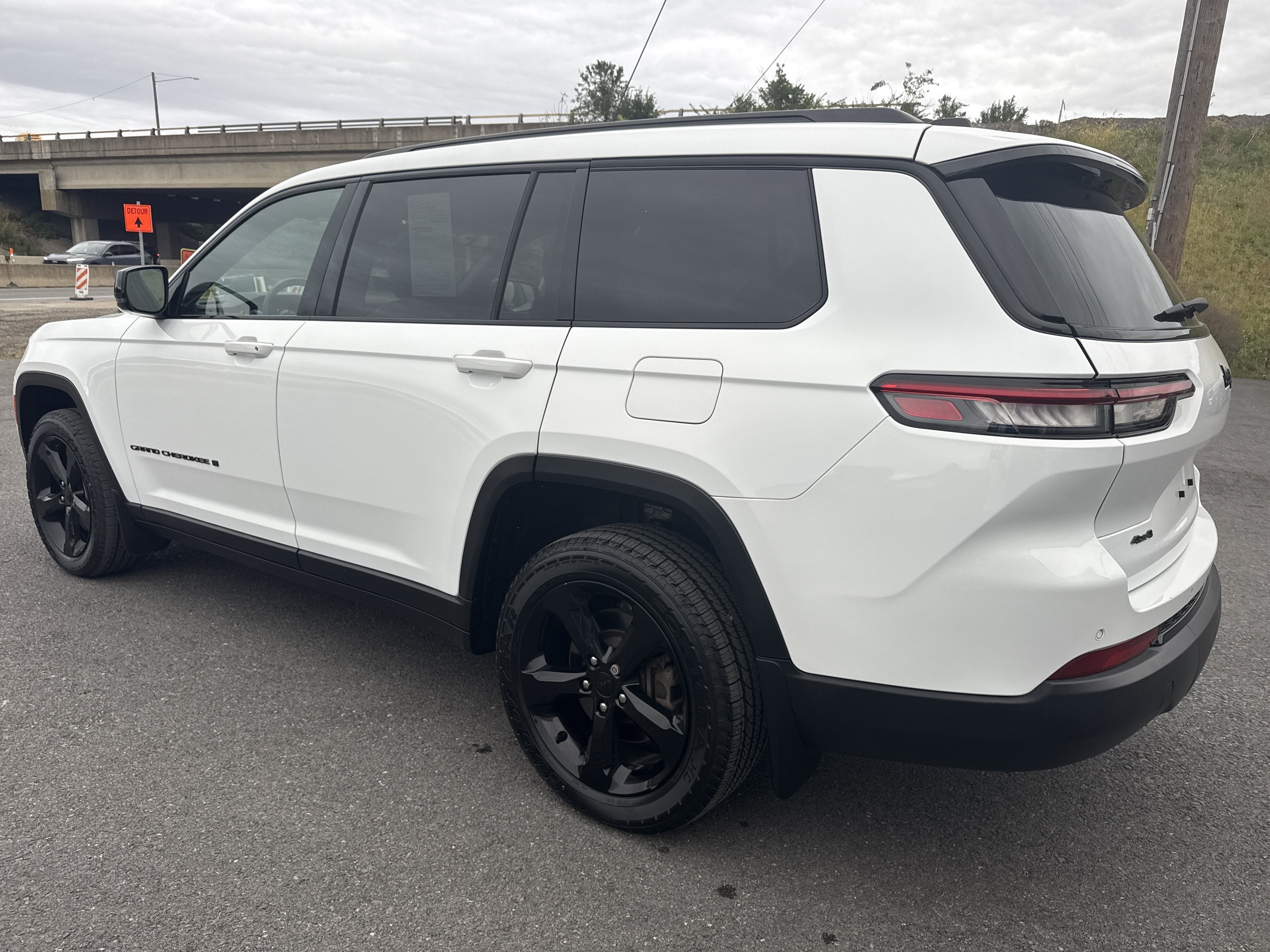 2023 Jeep Grand Cherokee L Altitude
