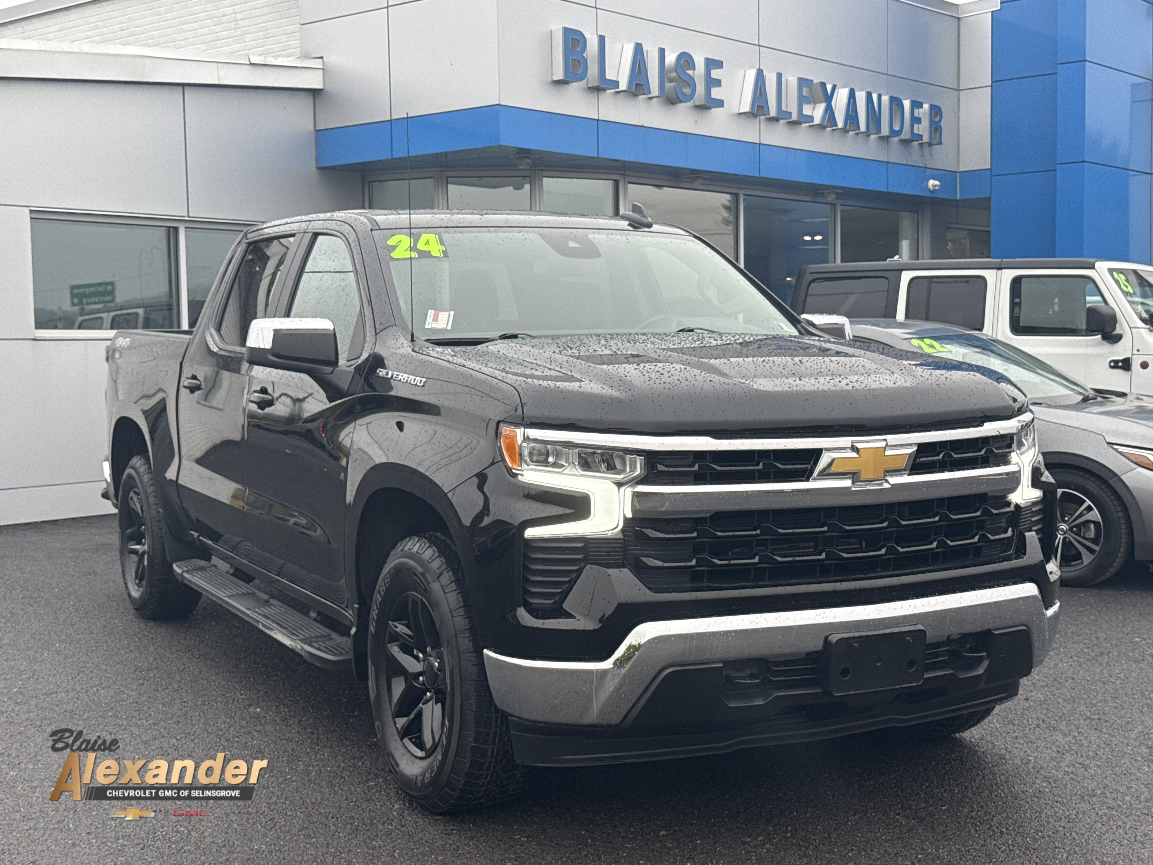 2024 Chevrolet Silverado 1500 LT (2FL)
