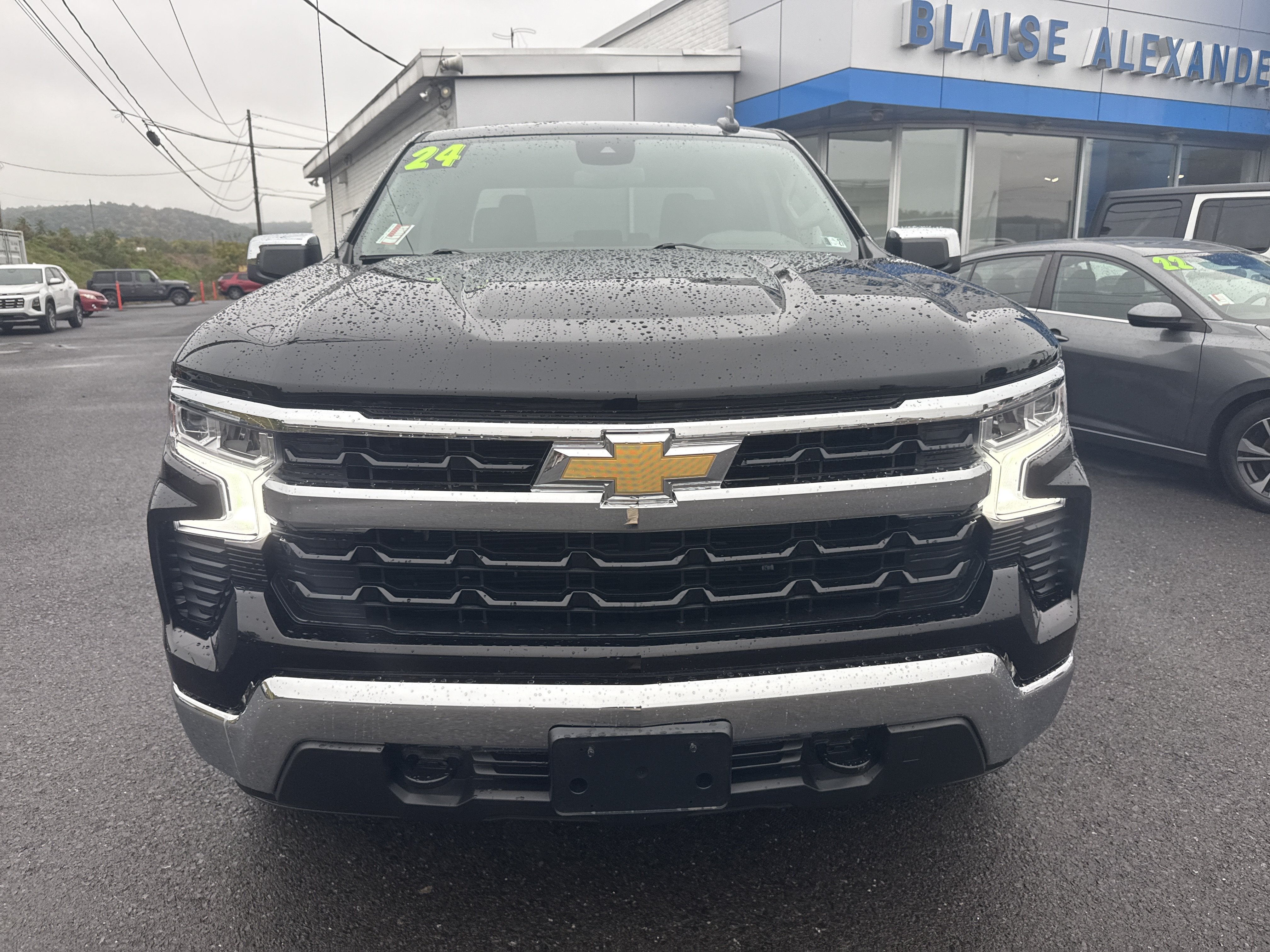 2024 Chevrolet Silverado 1500 LT (2FL)