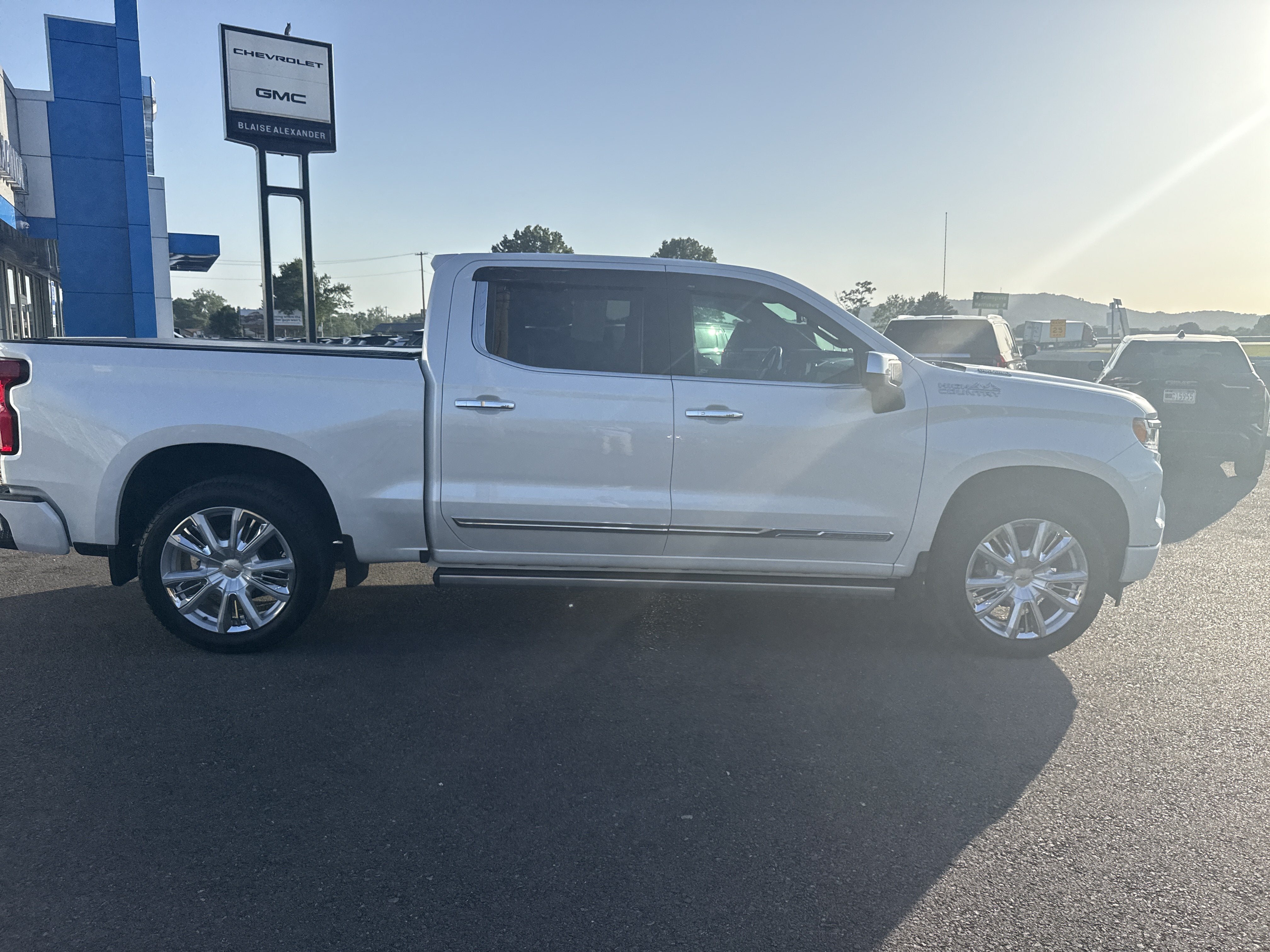 2024 Chevrolet Silverado 1500 High Country