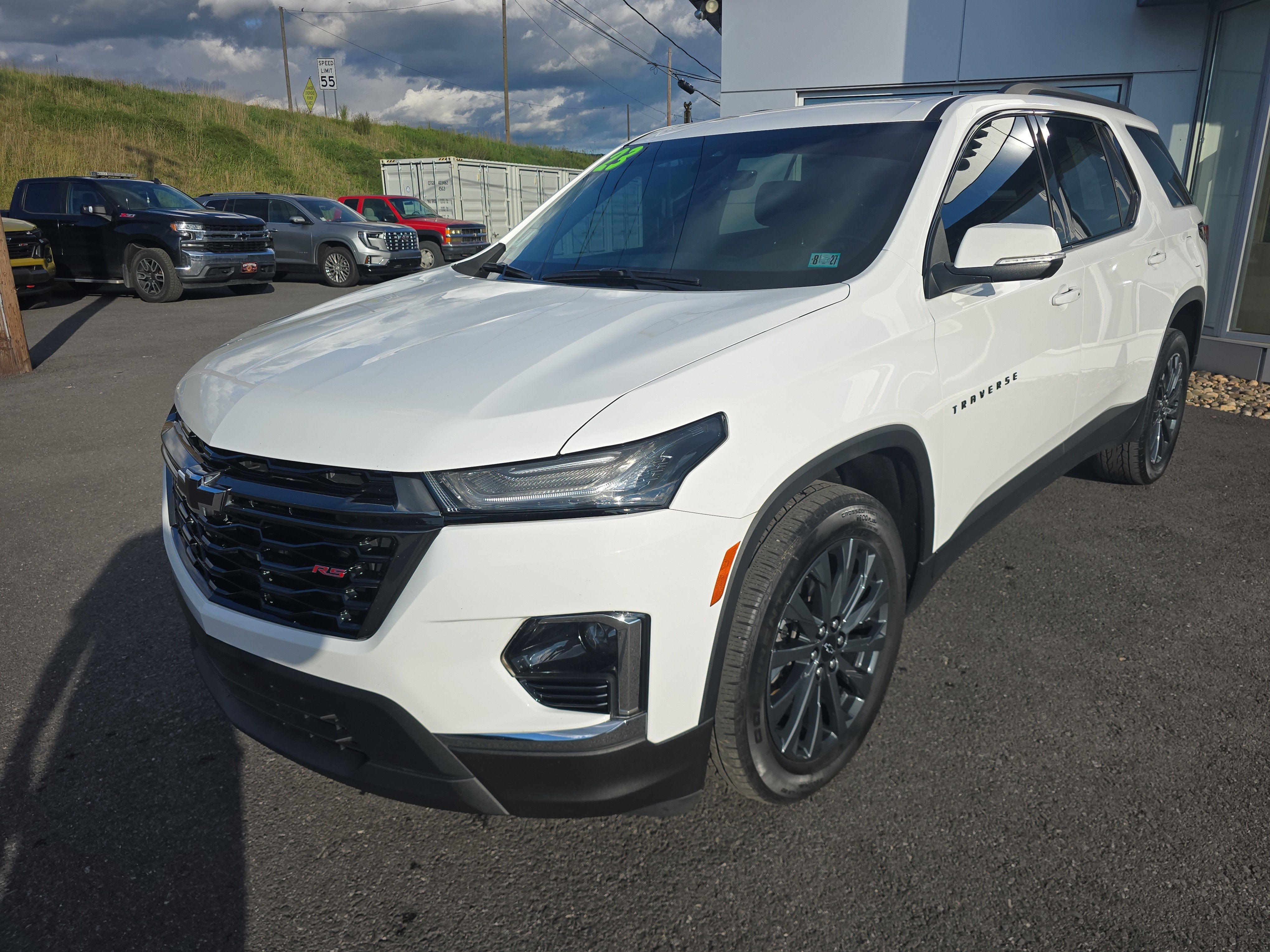 2023 Chevrolet Traverse RS