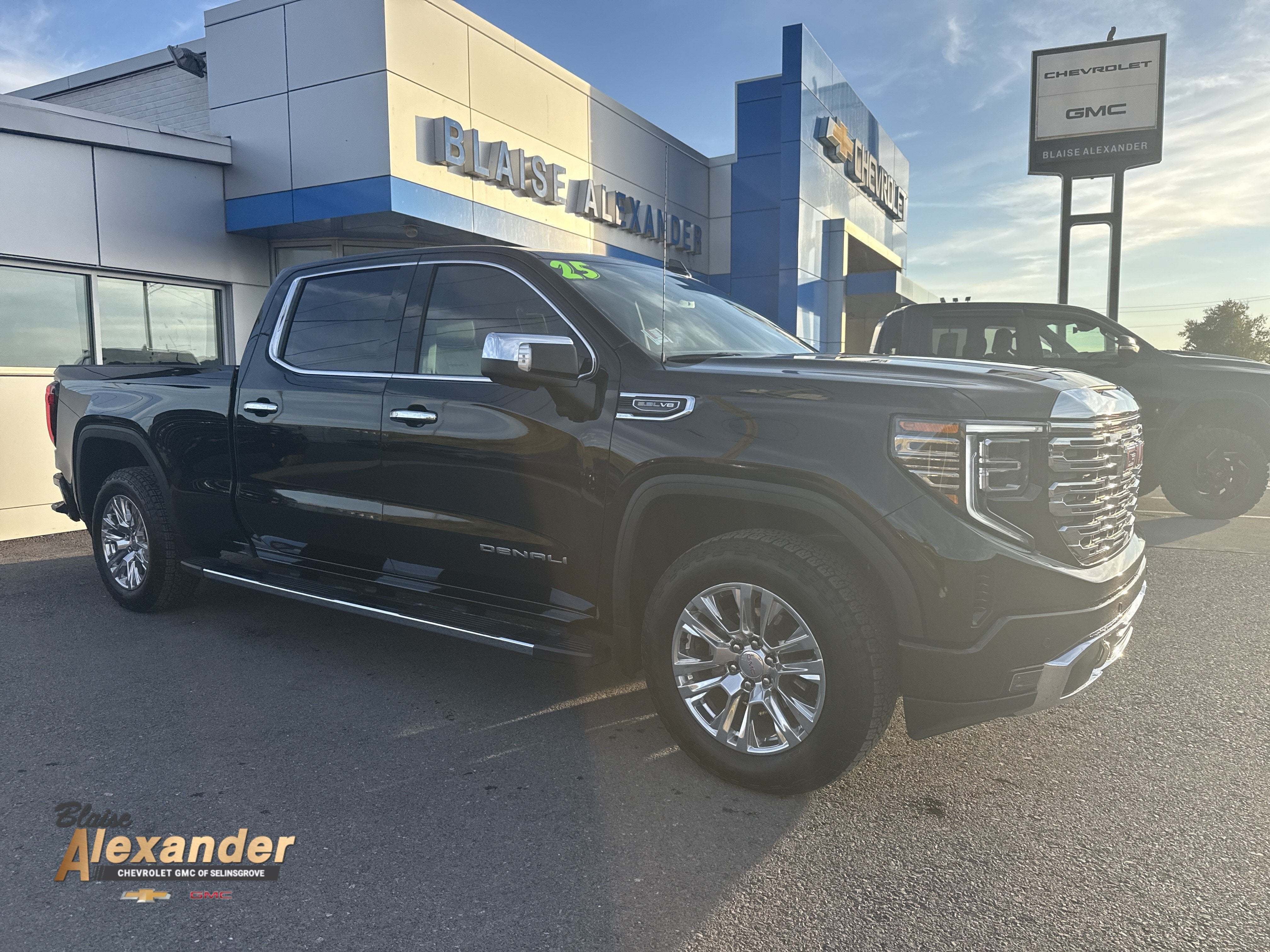 2025 GMC Sierra 1500 Denali