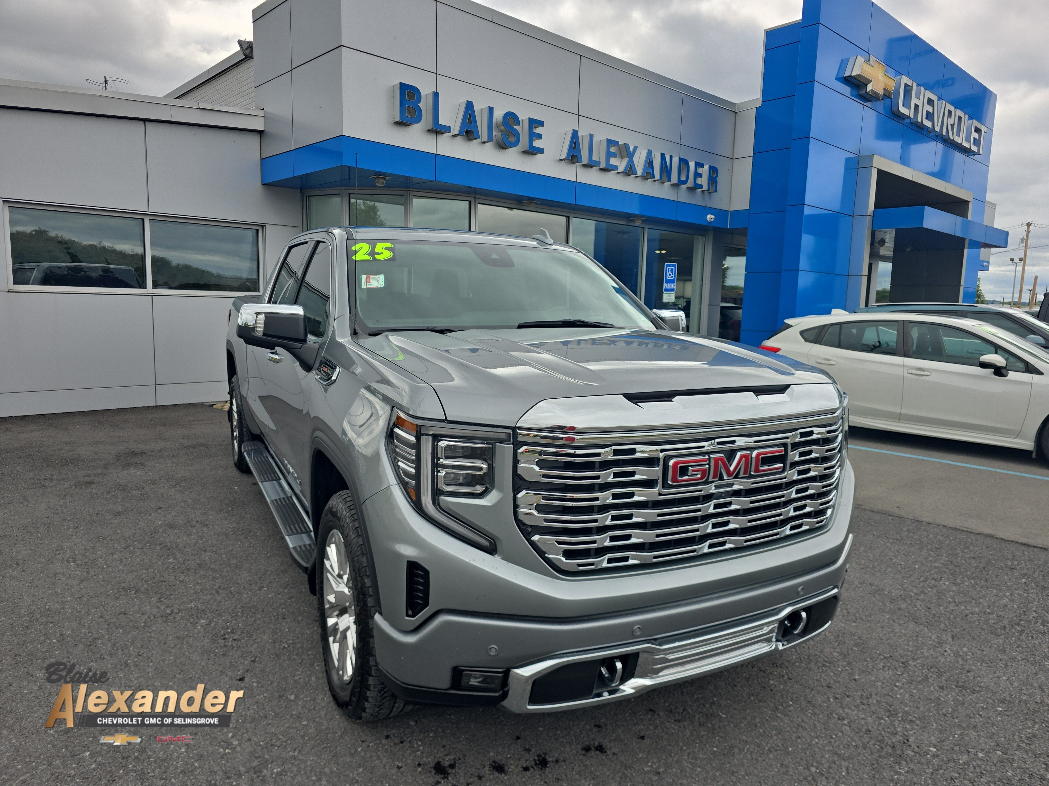 2025 GMC Sierra 1500 Denali