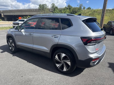 2025 Volkswagen Taos SE
