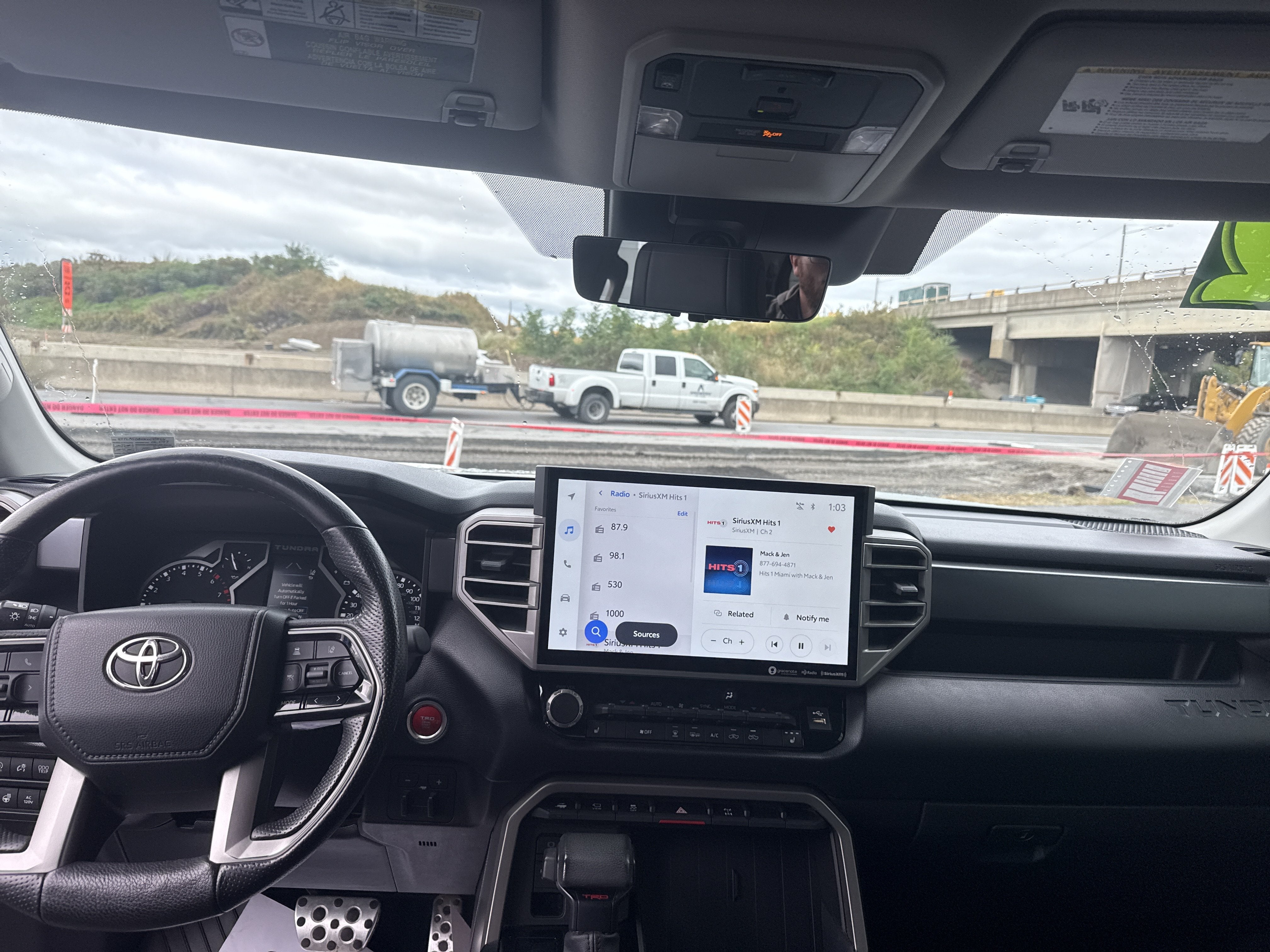 2022 Toyota Tundra 4WD SR5