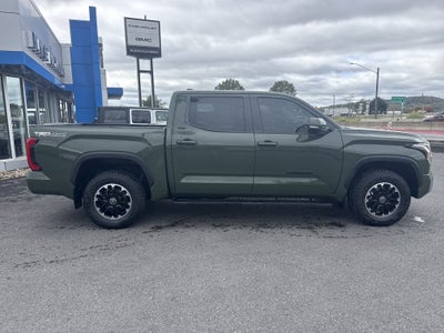 2022 Toyota Tundra 4WD SR5