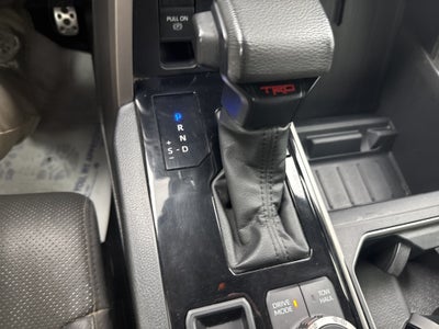 2022 Toyota Tundra 4WD SR5
