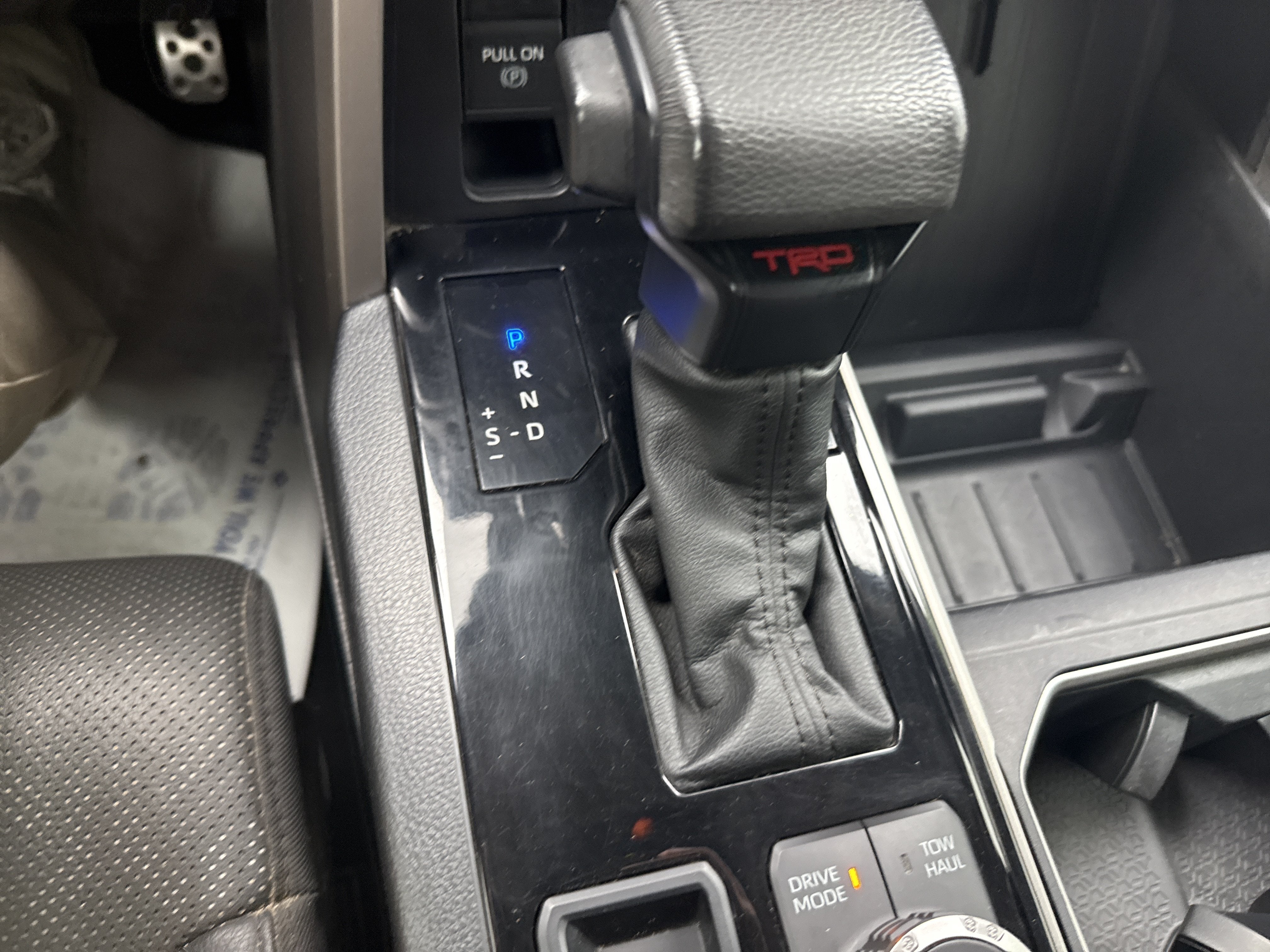 2022 Toyota Tundra 4WD SR5