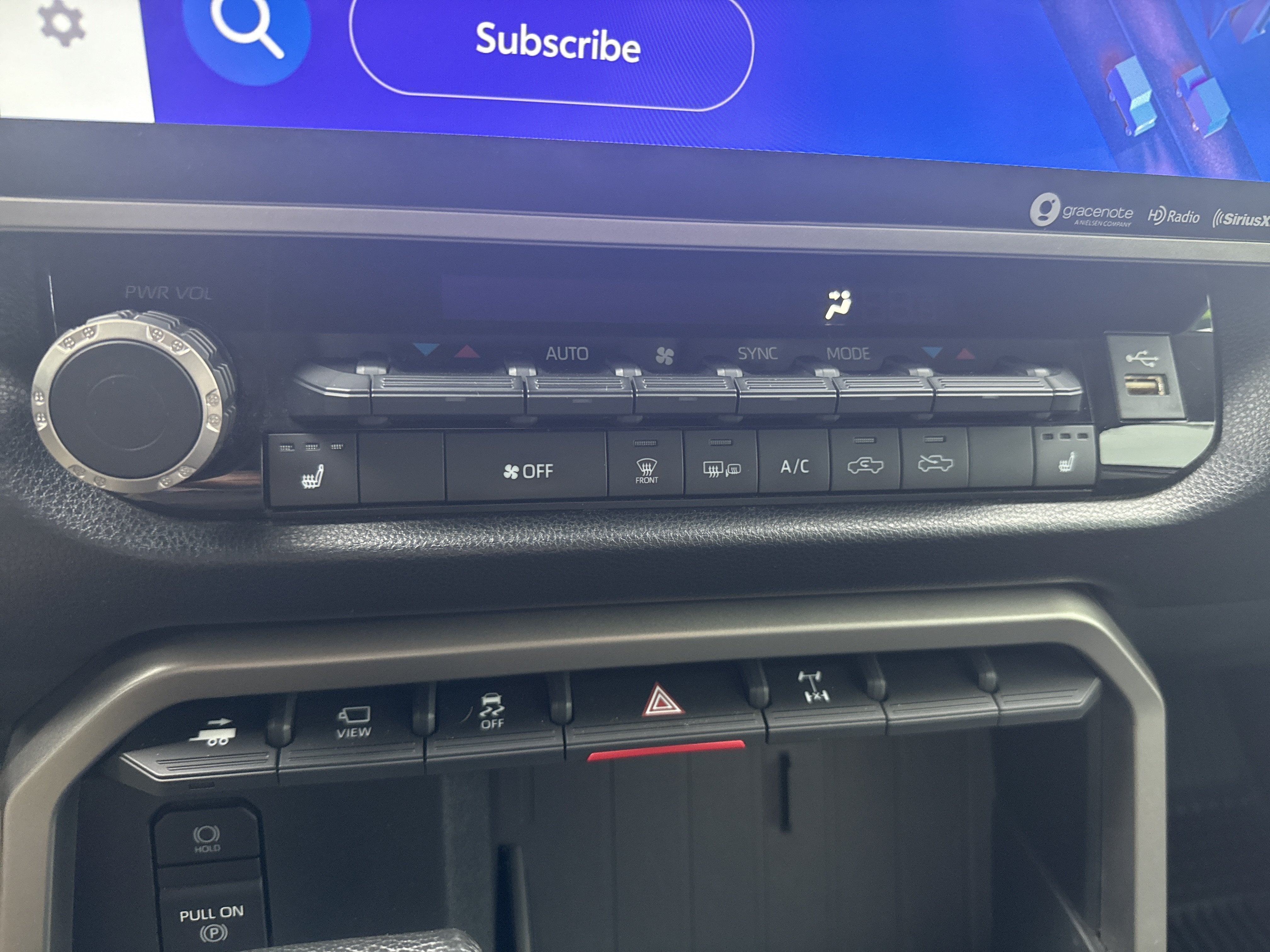 2022 Toyota Tundra 4WD SR5