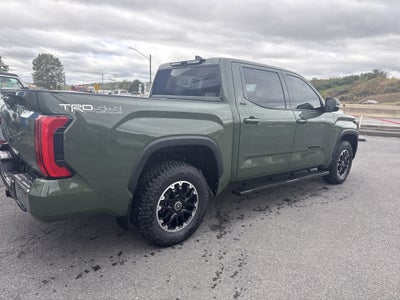 2022 Toyota Tundra 4WD SR5