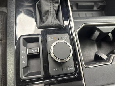 2022 Toyota Tundra 4WD SR5