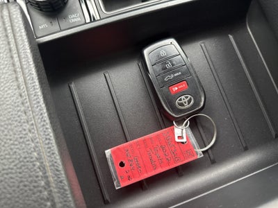 2022 Toyota Tundra 4WD SR5