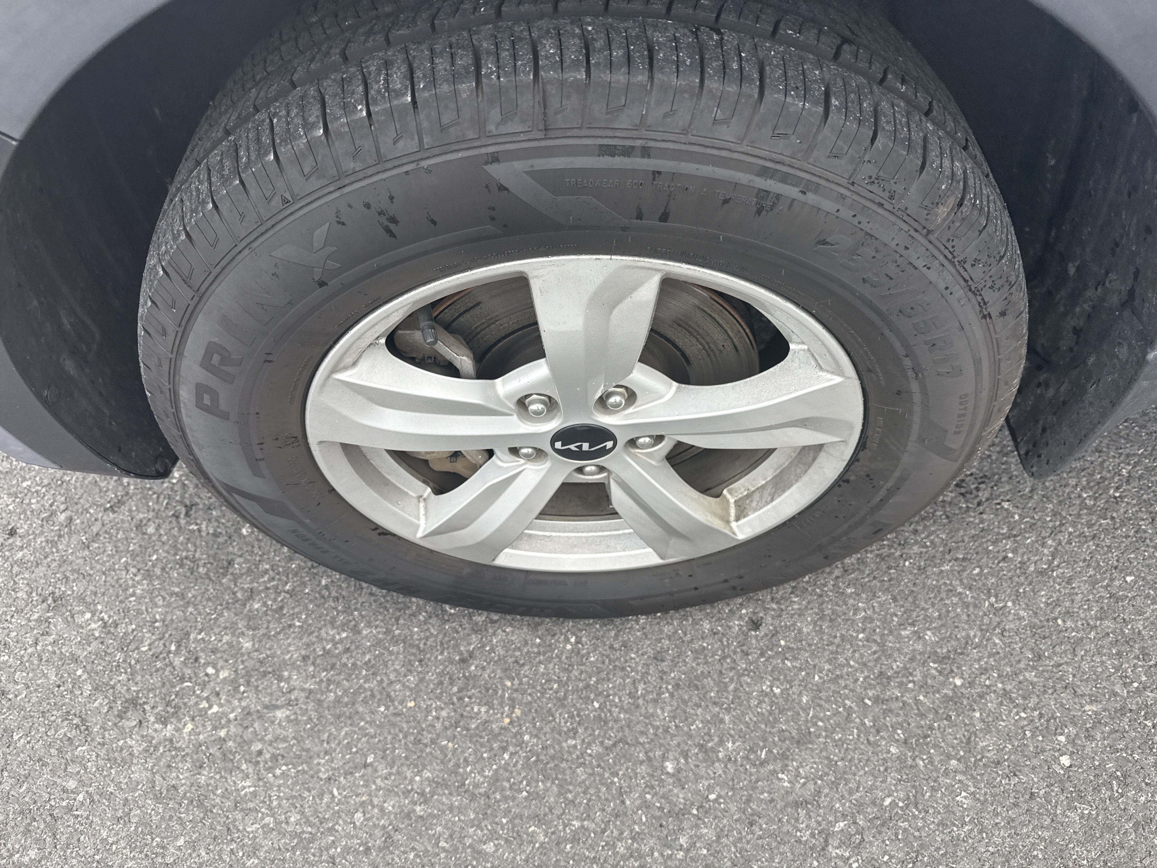 2023 Kia Sorento LX