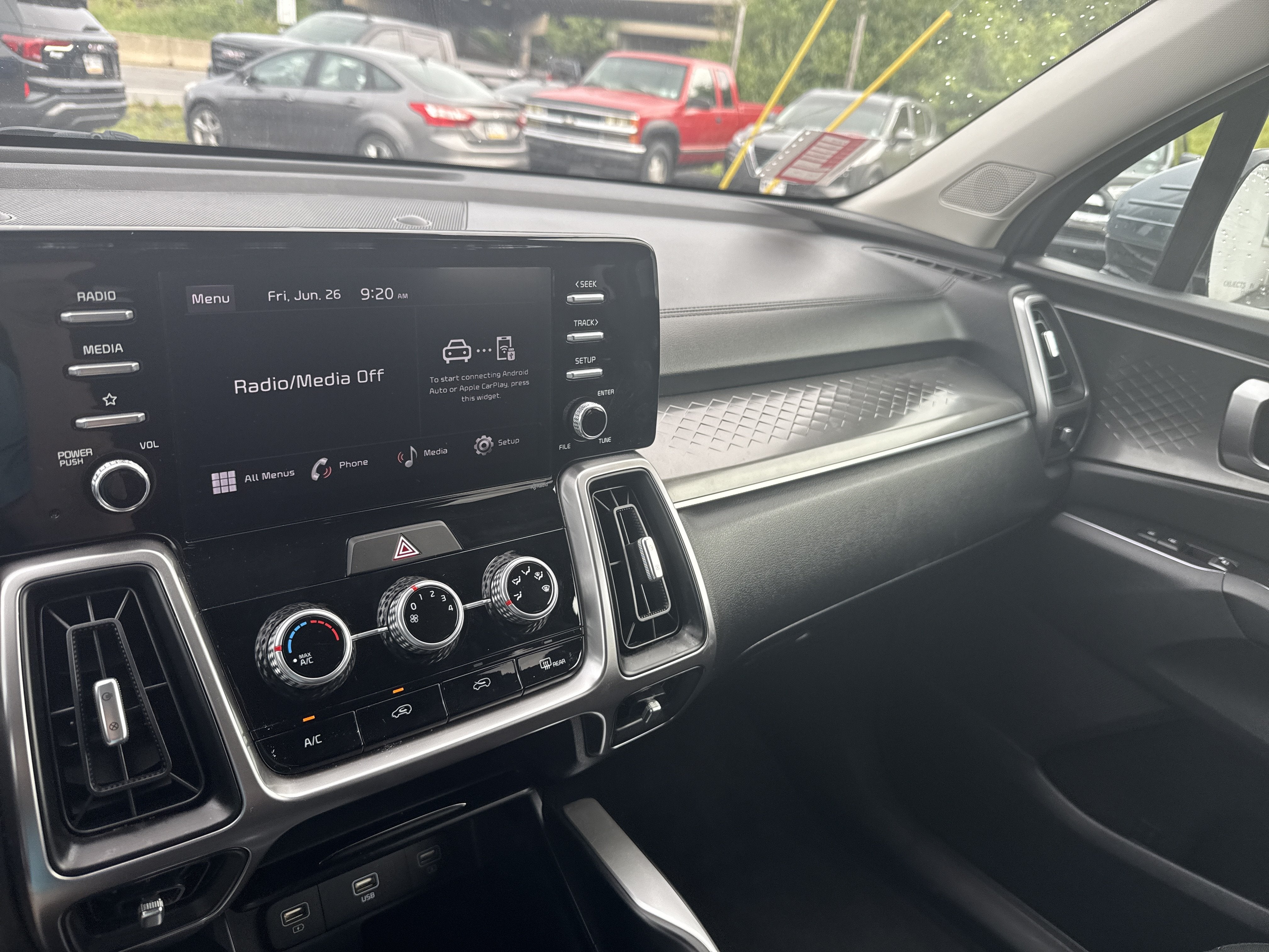 2023 Kia Sorento LX