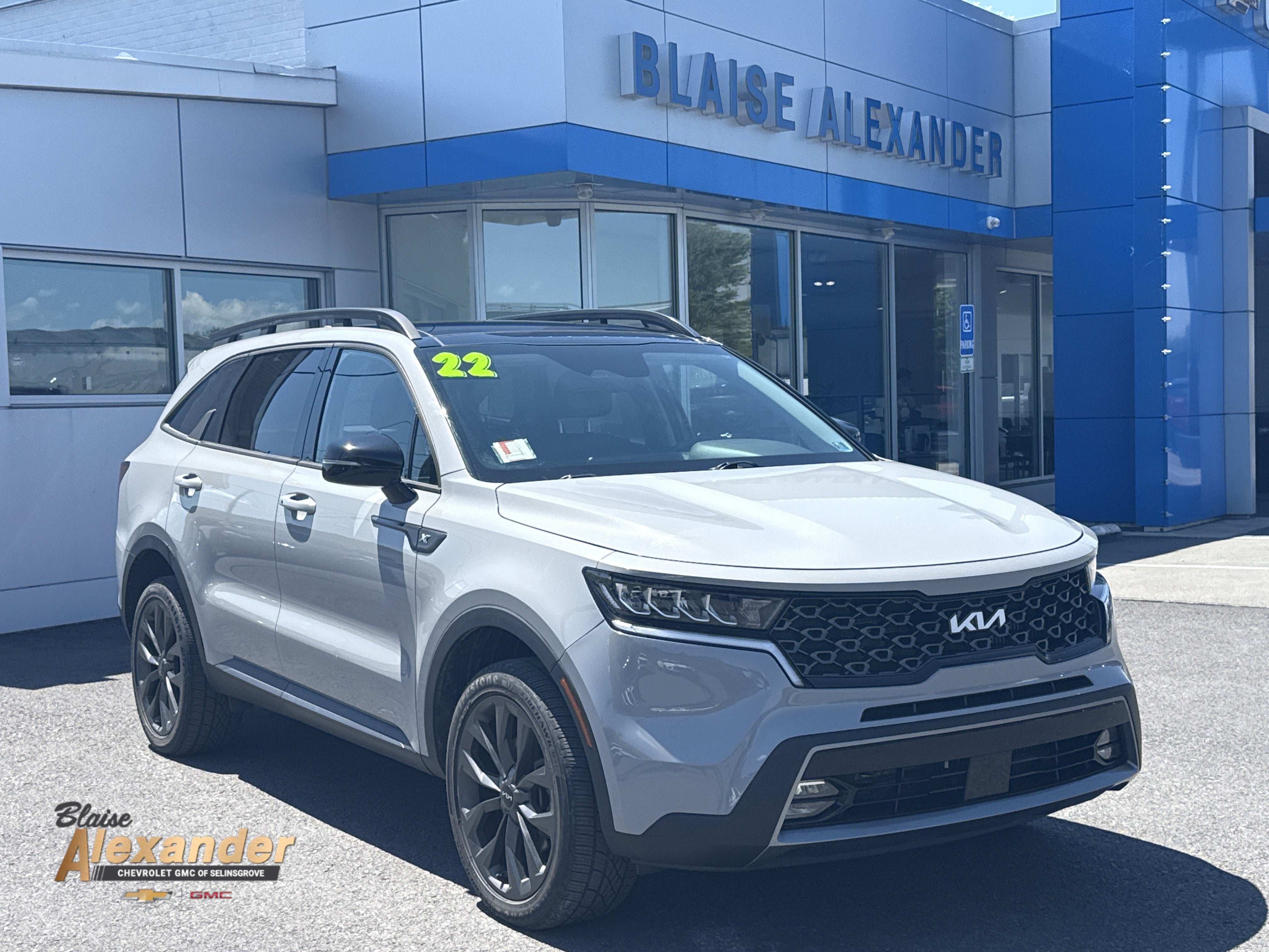 2022 Kia Sorento X-Line EX